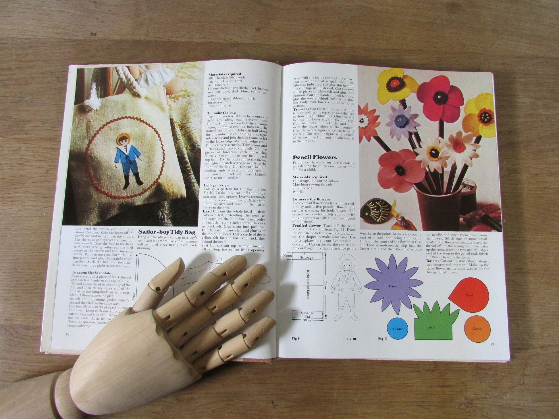 St Michael Book of Handicrafts for all the Family, by Eve Harlow (Hardback, 1976)