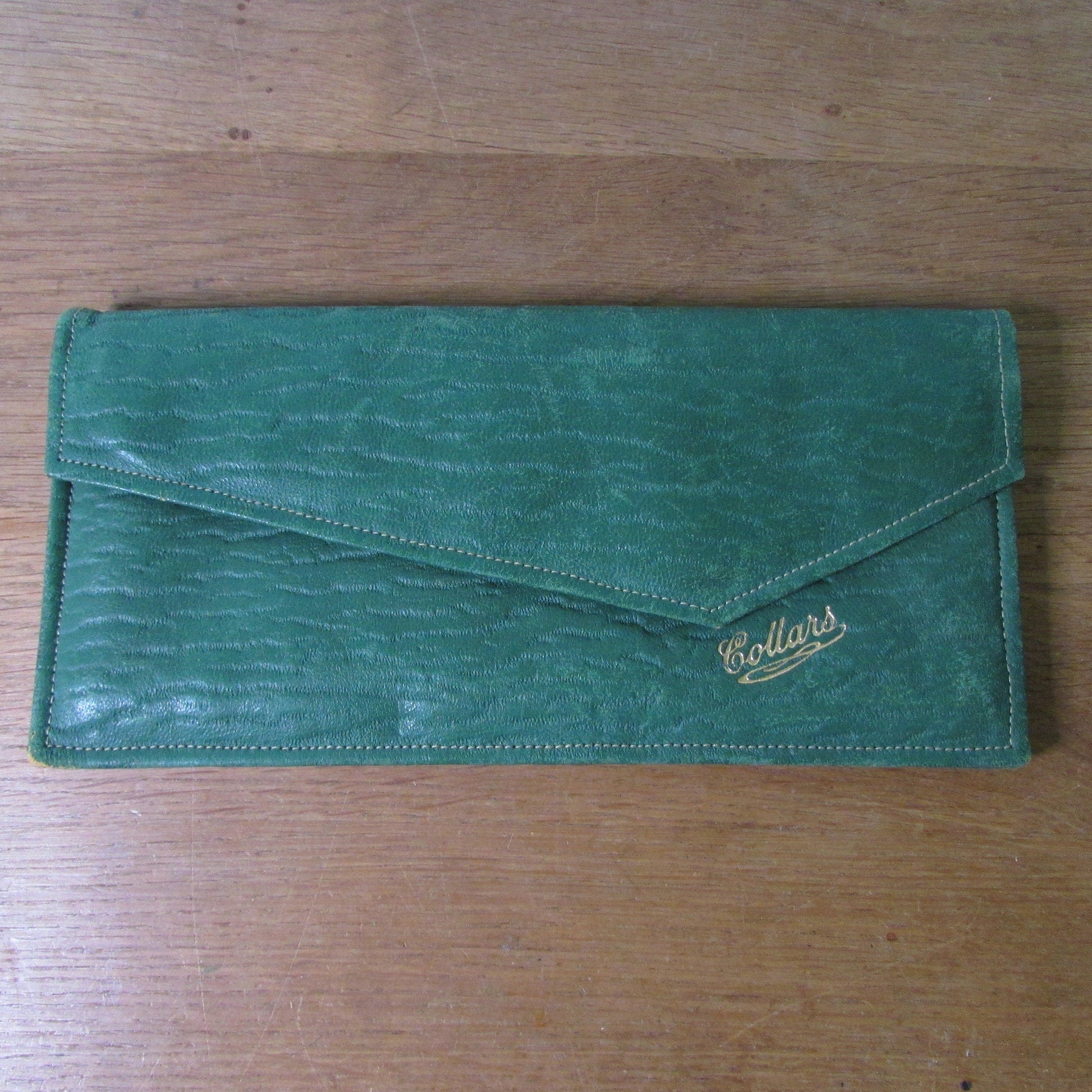 1930s/1940s gentleman's forest green soft leather Collars pouch/envelope