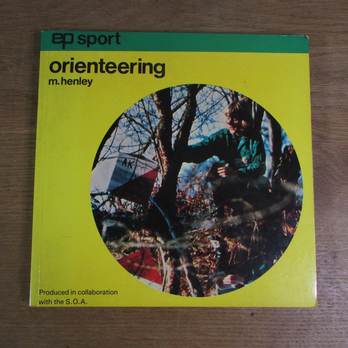 EP Sport: Orienteering, by M. Henley (Softback, 1978)