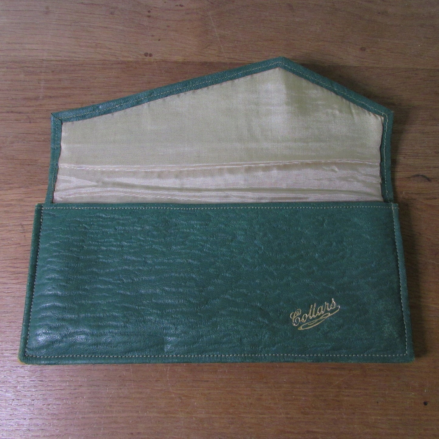 1930s/1940s gentleman's forest green soft leather Collars pouch/envelope