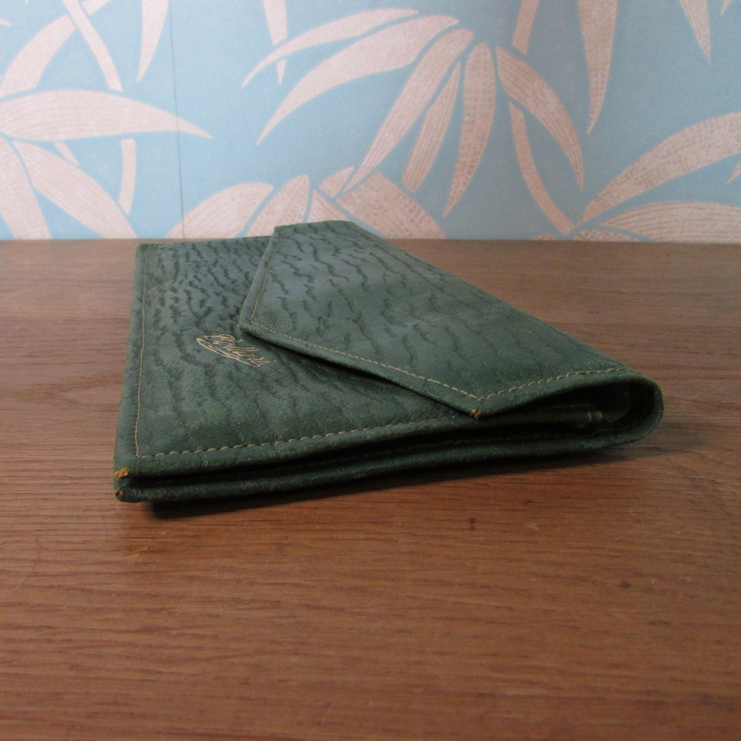 1930s/1940s gentleman's forest green soft leather Collars pouch/envelope