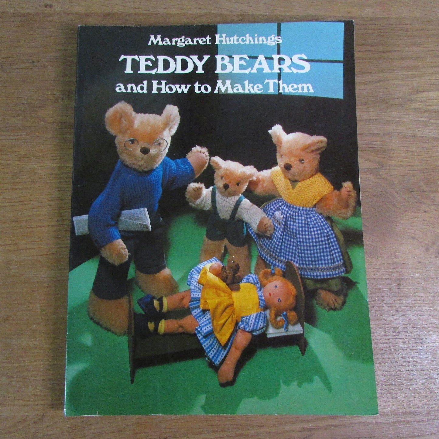 Teddy Bears and How to Make Them, by Margaret Hutchings (Softback, 1977)