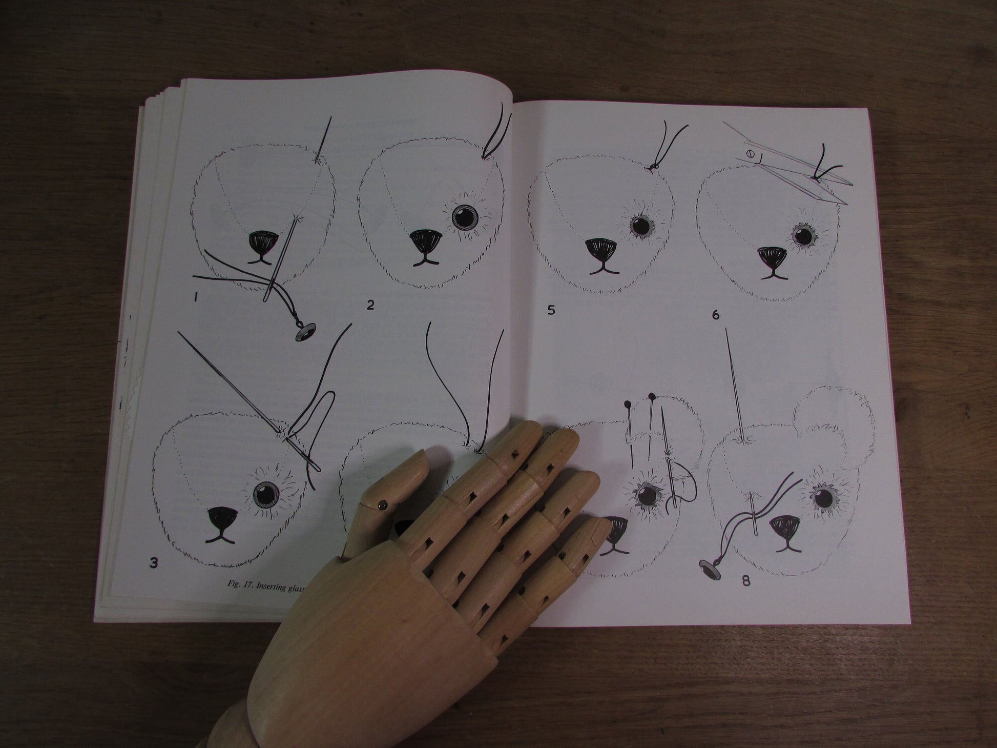 Teddy Bears and How to Make Them, by Margaret Hutchings (Softback, 1977)