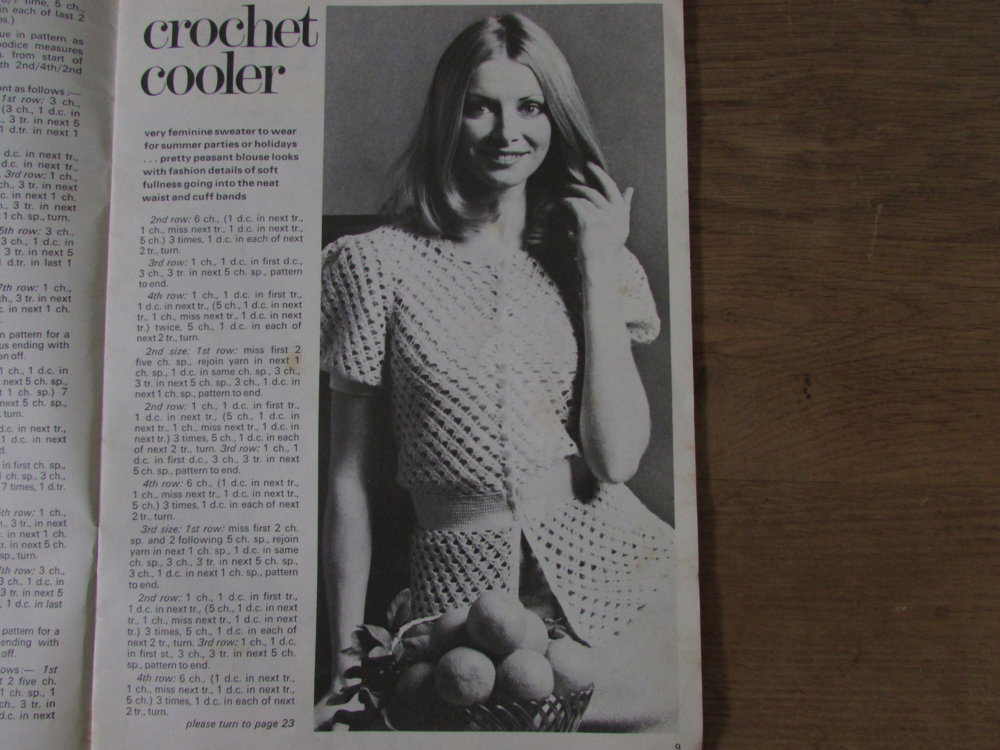 April 1975 Stitchcraft knitting & embroidery pattern booklet