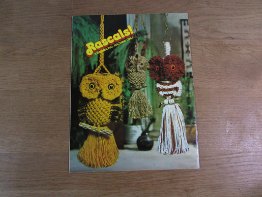 1978 Rascals 3-dimensional macrame owls pattern booklet