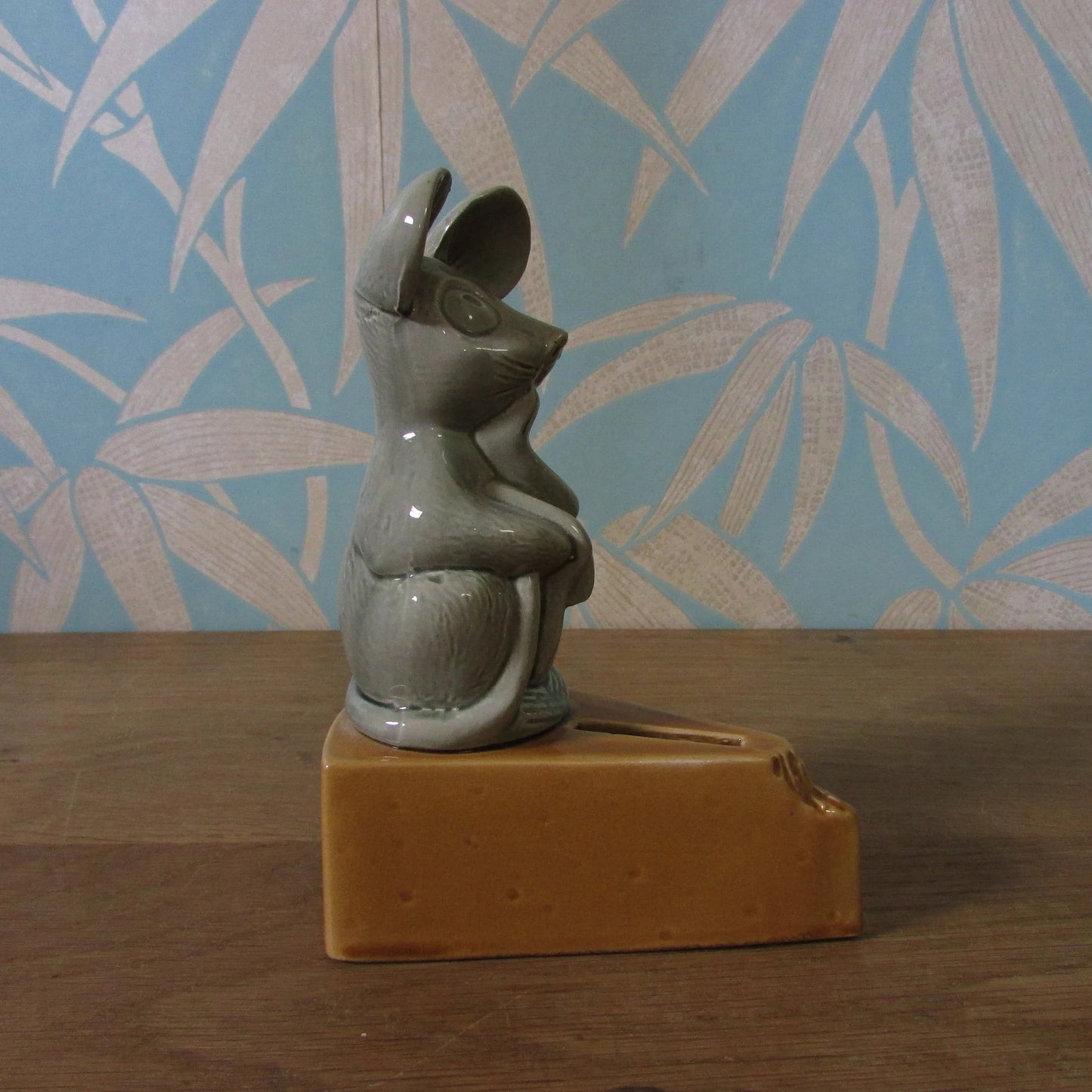 Vintage Heanor (?) ceramic grey mouse sitting on cheese money box