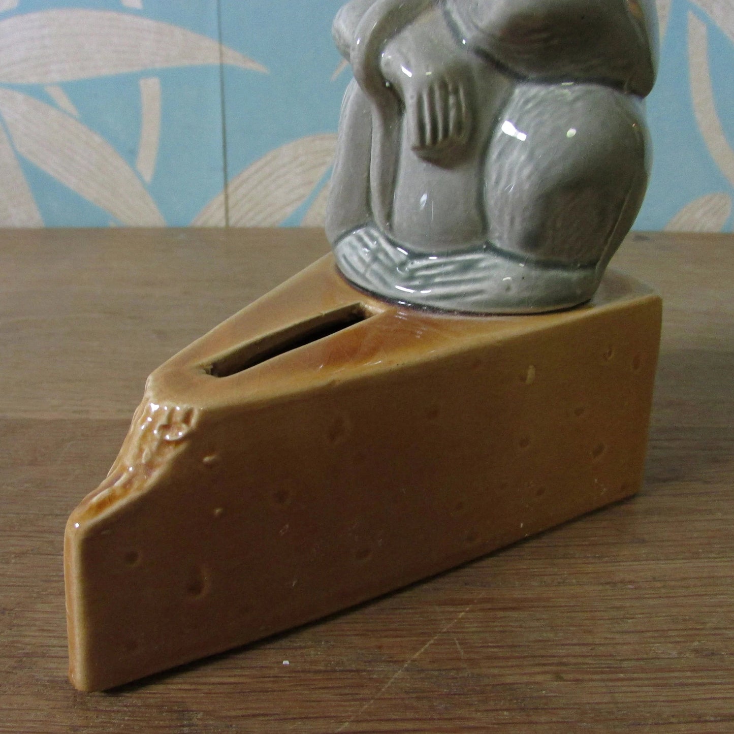 Vintage Heanor (?) ceramic grey mouse sitting on cheese money box