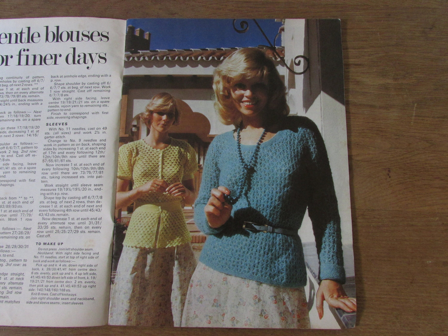 April 1975 Stitchcraft knitting & embroidery pattern booklet