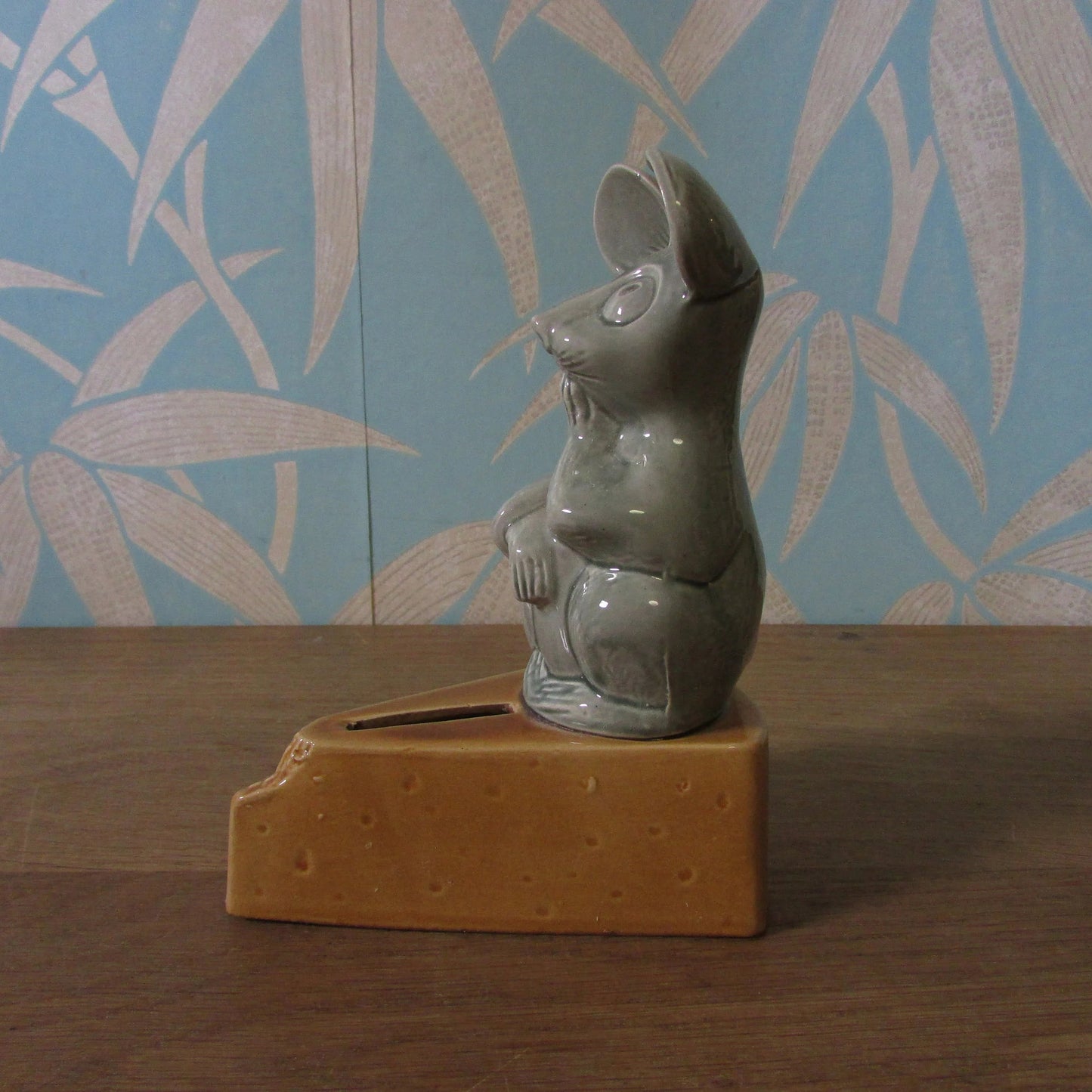 Vintage Heanor (?) ceramic grey mouse sitting on cheese money box