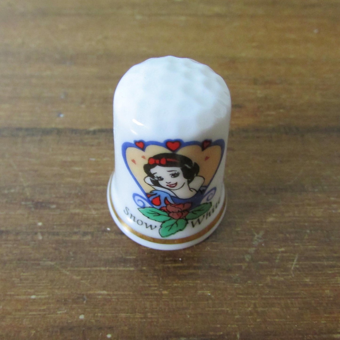 Collectable vintage Snow White Stoke-on-Trent fine bone china thimble
