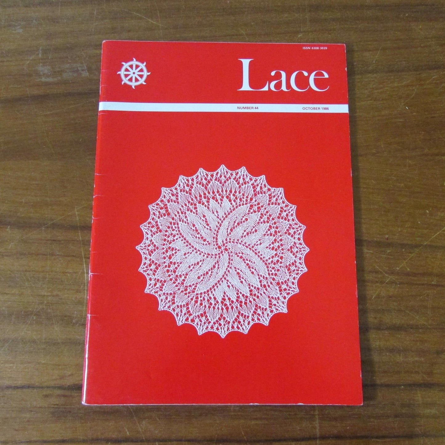 Lace Number 44, October 1986, by Christine Gleaves