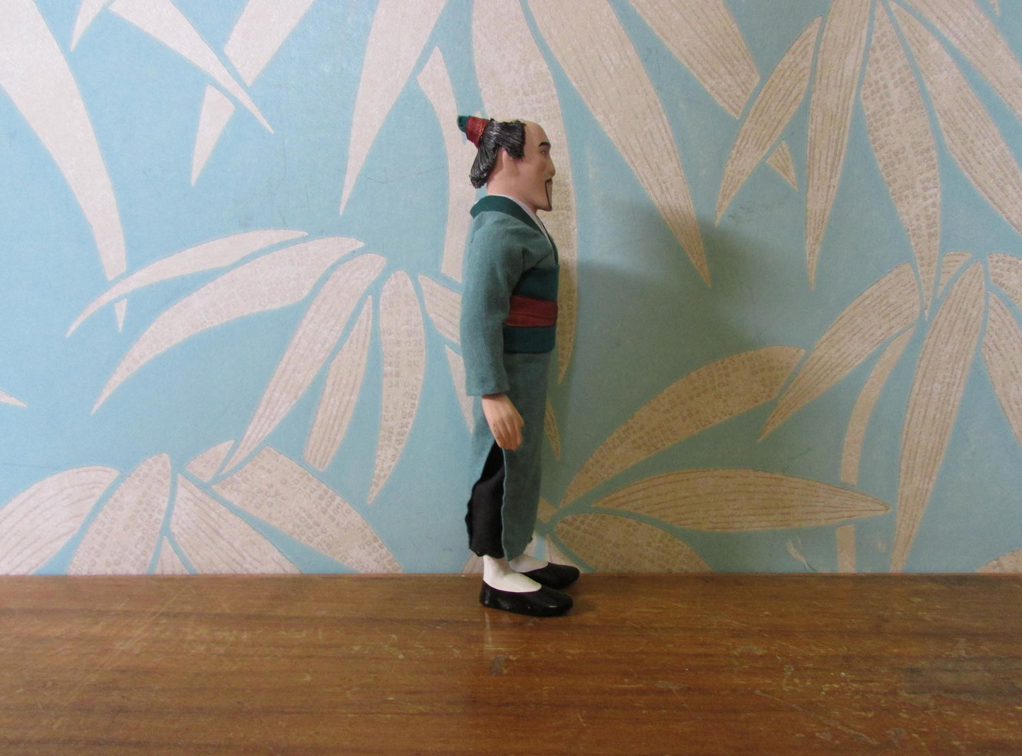 Collectable Deagostini Disney Fa Zhou porcelain doll