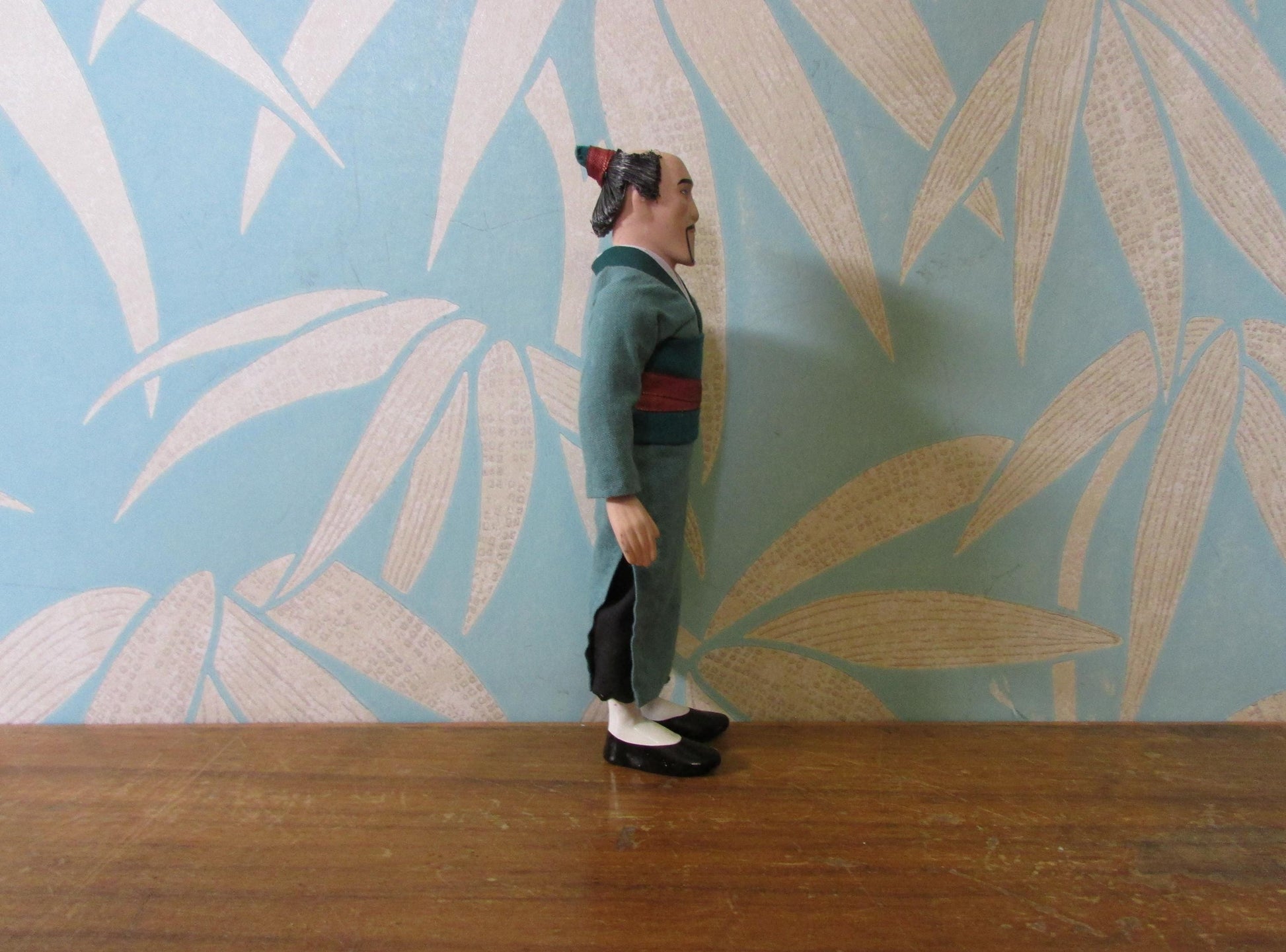 Collectable Deagostini Disney Fa Zhou porcelain doll