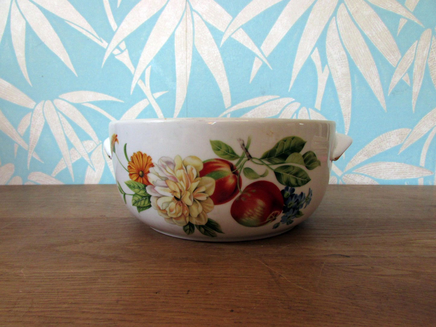 1978 Royal Worcester oven to tableware Pershore casserole dish