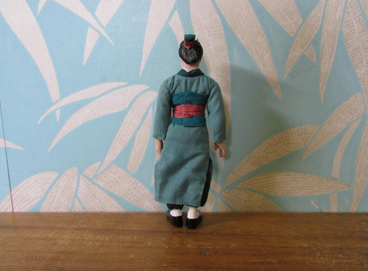 Collectable Deagostini Disney Fa Zhou porcelain doll