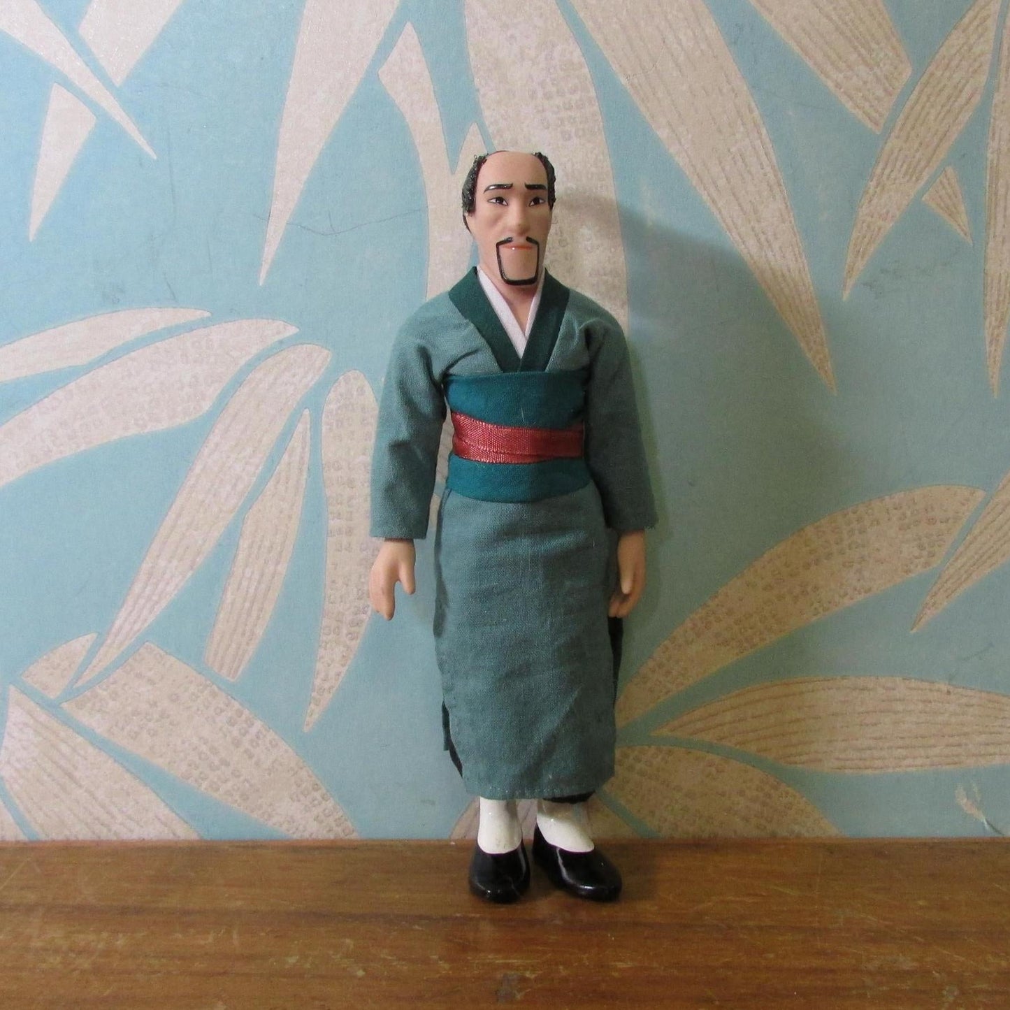 Collectable Deagostini Disney Fa Zhou porcelain doll