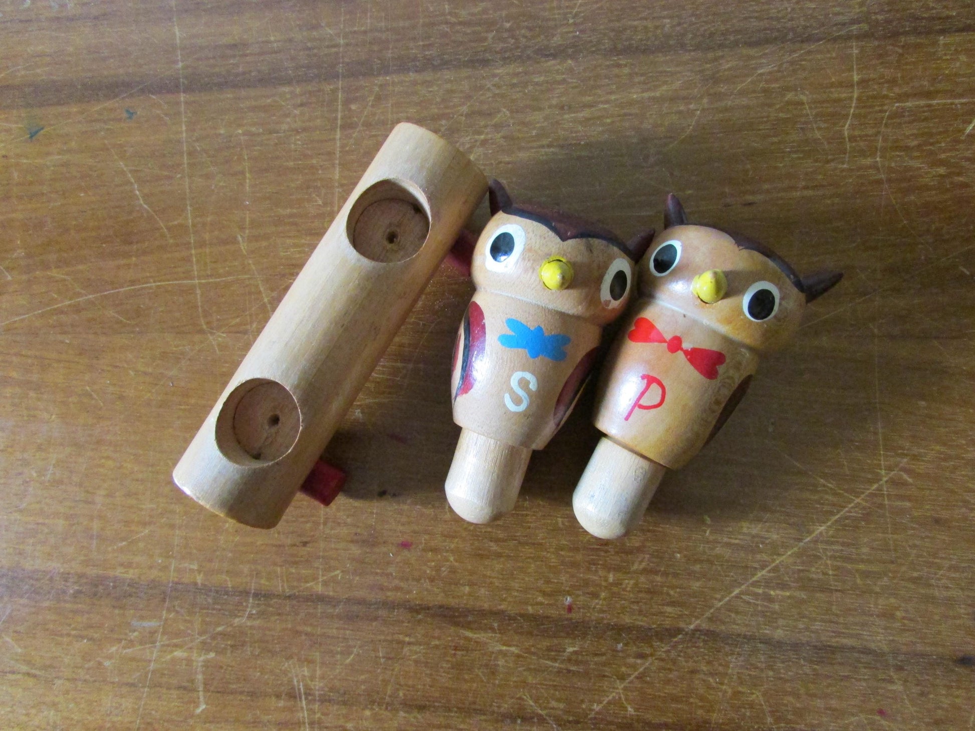Mid-century hand-painted wooden owls on branch salt & pepper set