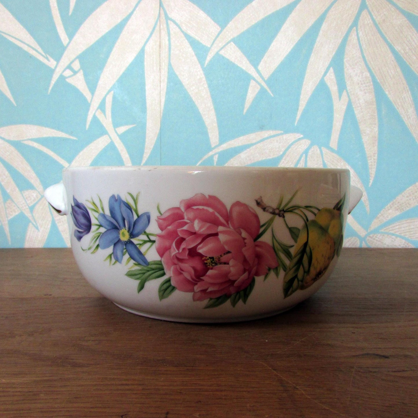 1978 Royal Worcester oven to tableware Pershore casserole dish