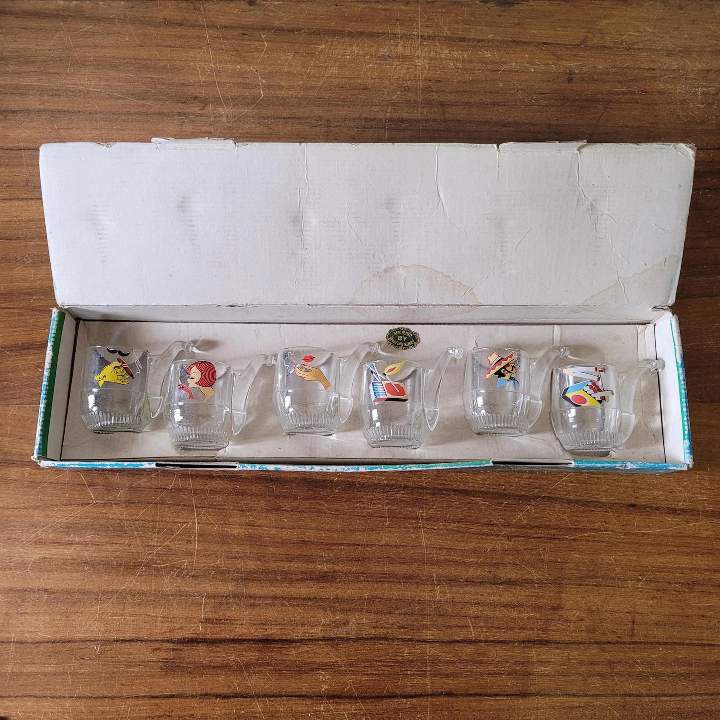 Set of rare 1960s Italian novelty pipe-shaped shot glasses with original packaging