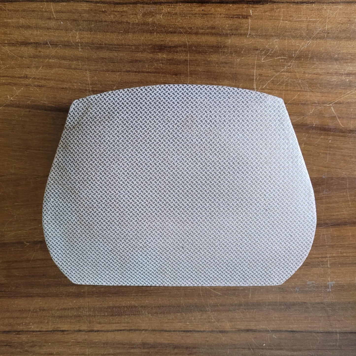 1950s Reuge Swiss movement musical manicure box REUGE Swiss Musical movement, plays 'Candle Light Waltz'.