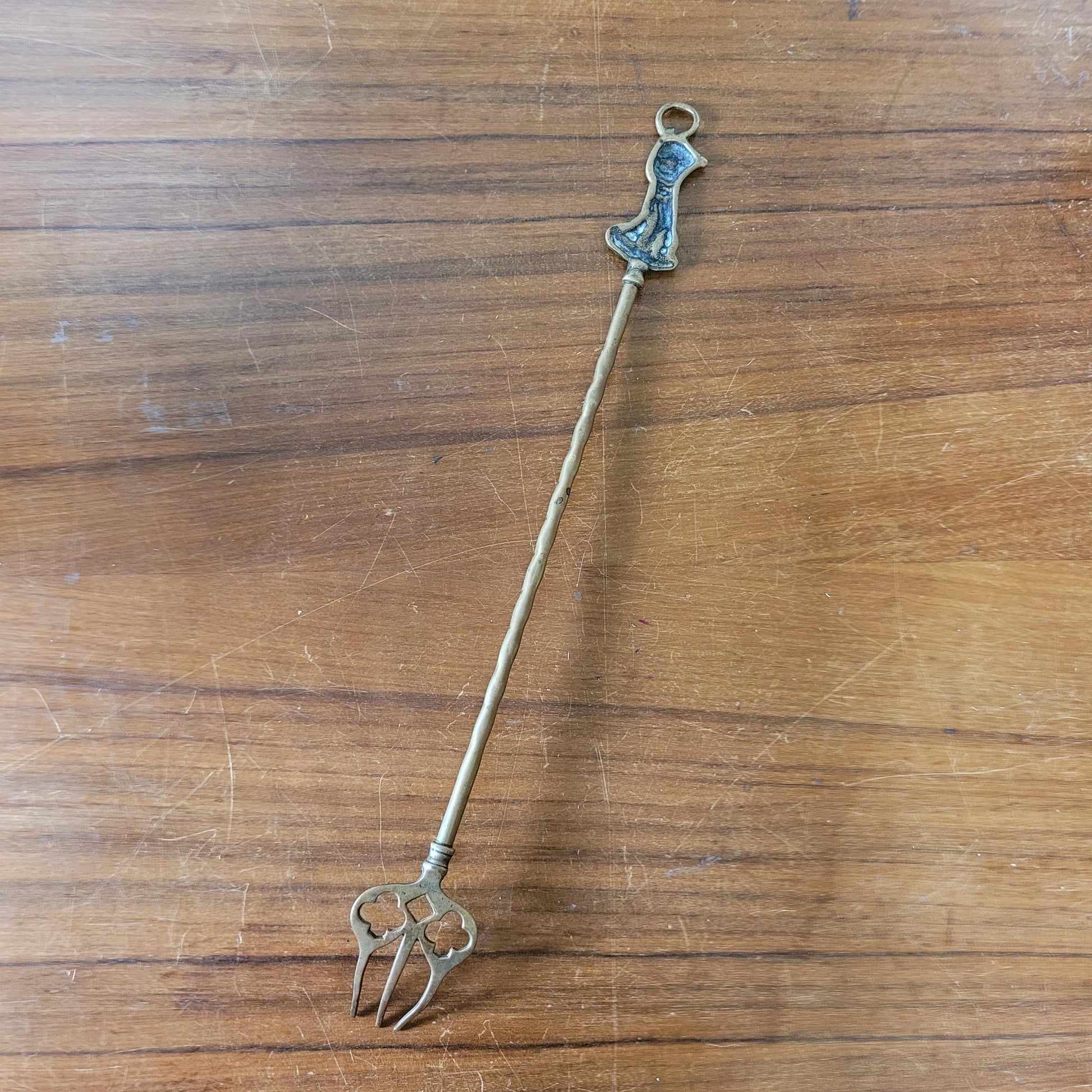 Antique brass 'Bonzo the Dog' long handled toasting fork