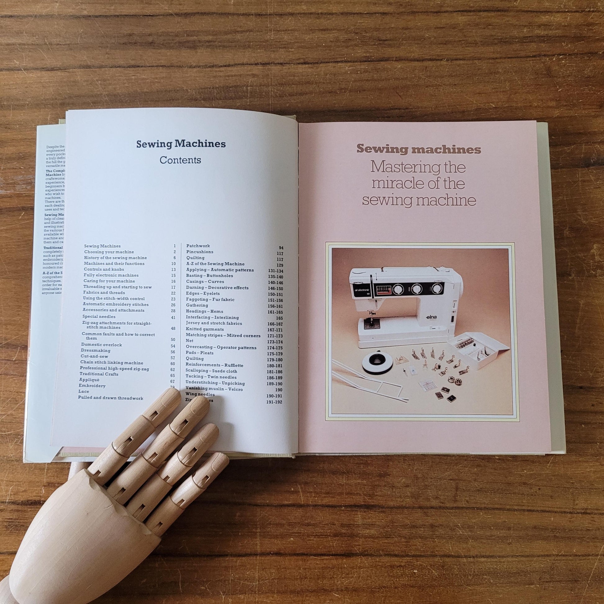 The Complete Book of the Sewing Machine, by Angela Thompson (Hardback, 1980)