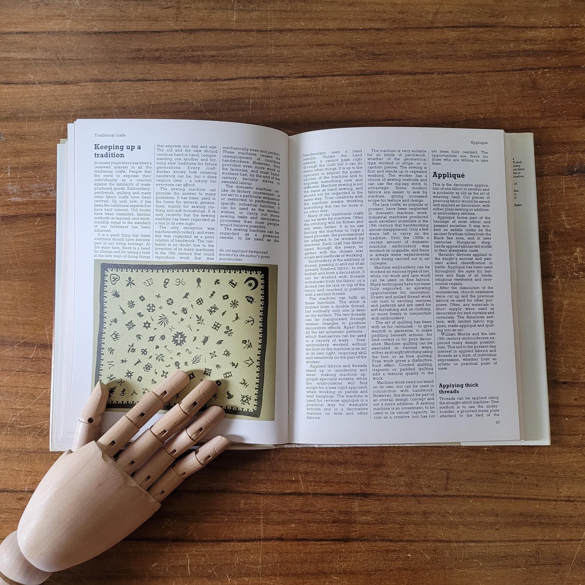 The Complete Book of the Sewing Machine, by Angela Thompson (Hardback, 1980)