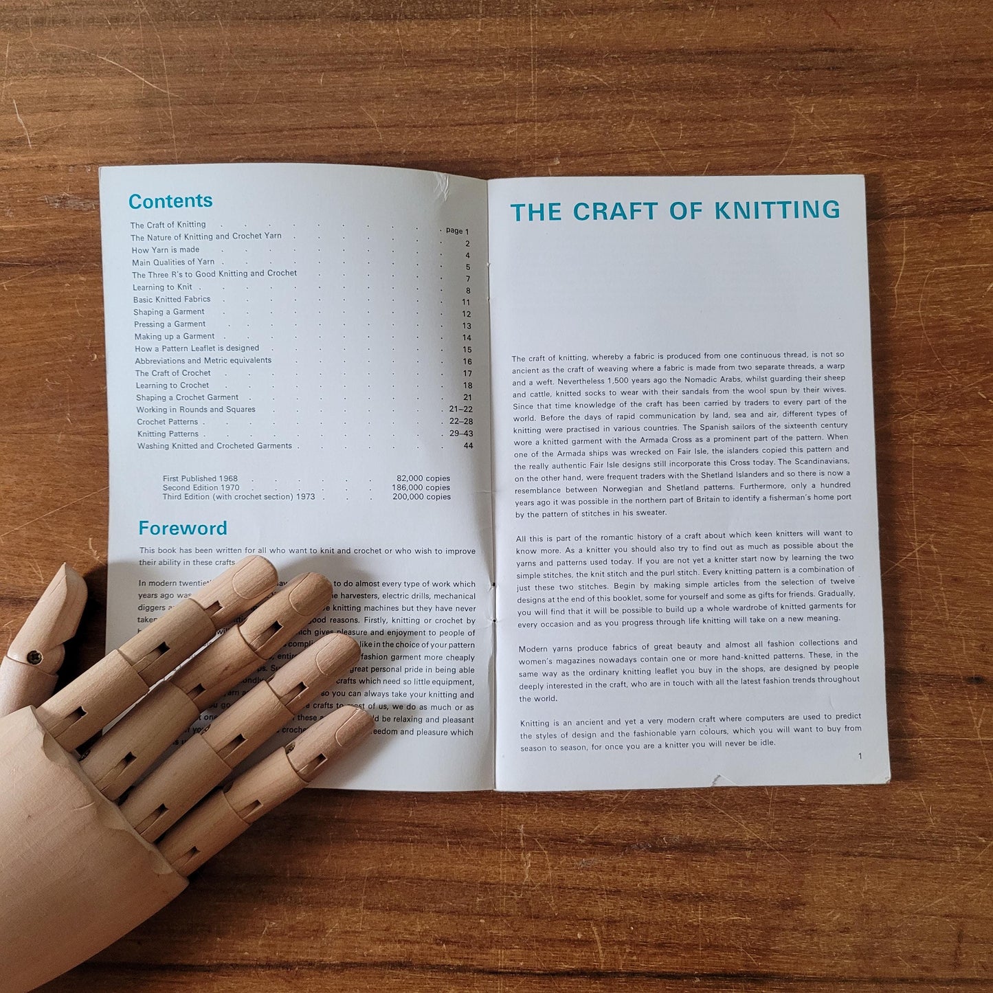 Learn to Knit & Crochet, by Andrew Williams (Softback, 1970)