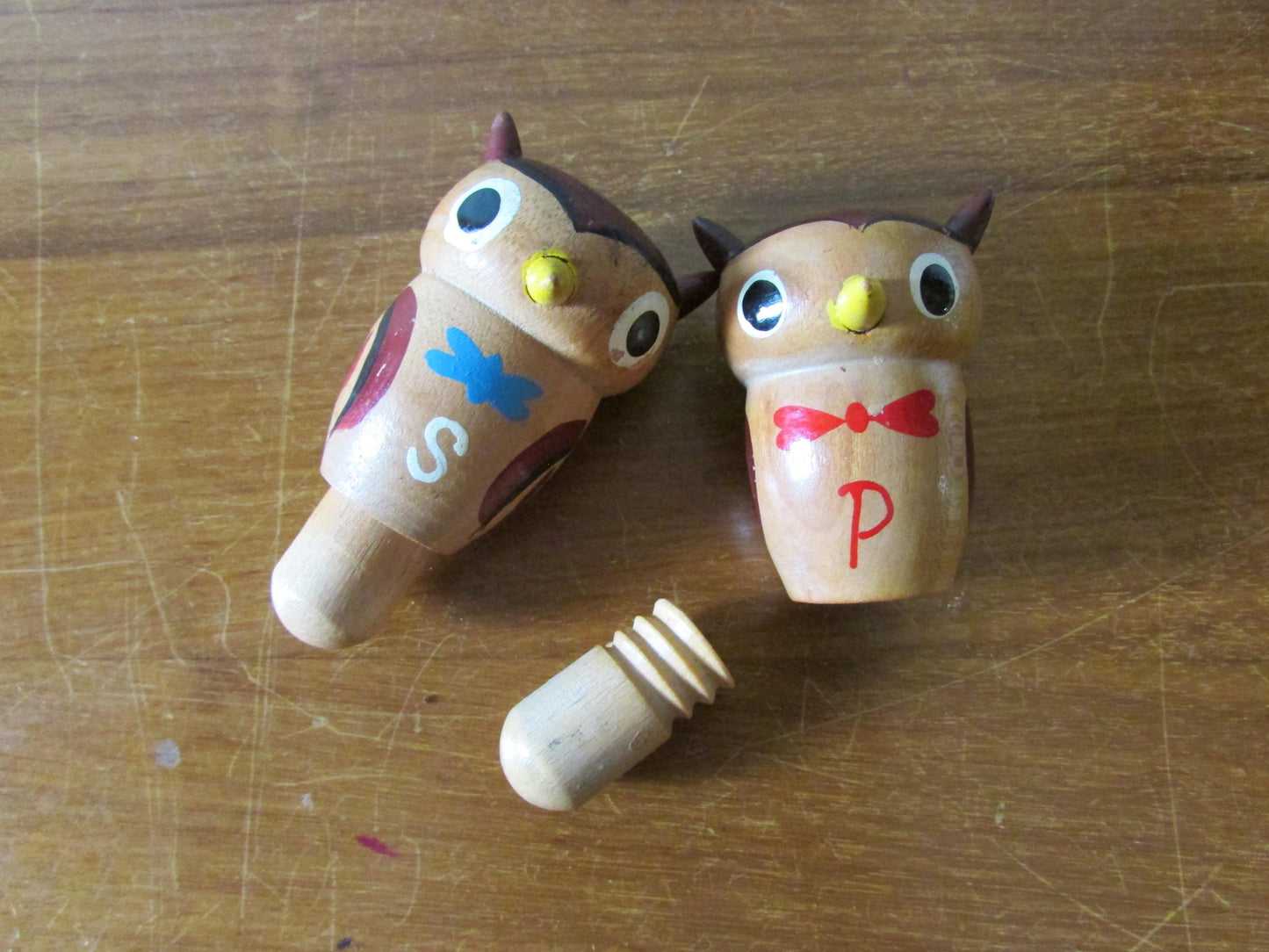 Mid-century hand-painted wooden owls on branch salt & pepper set
