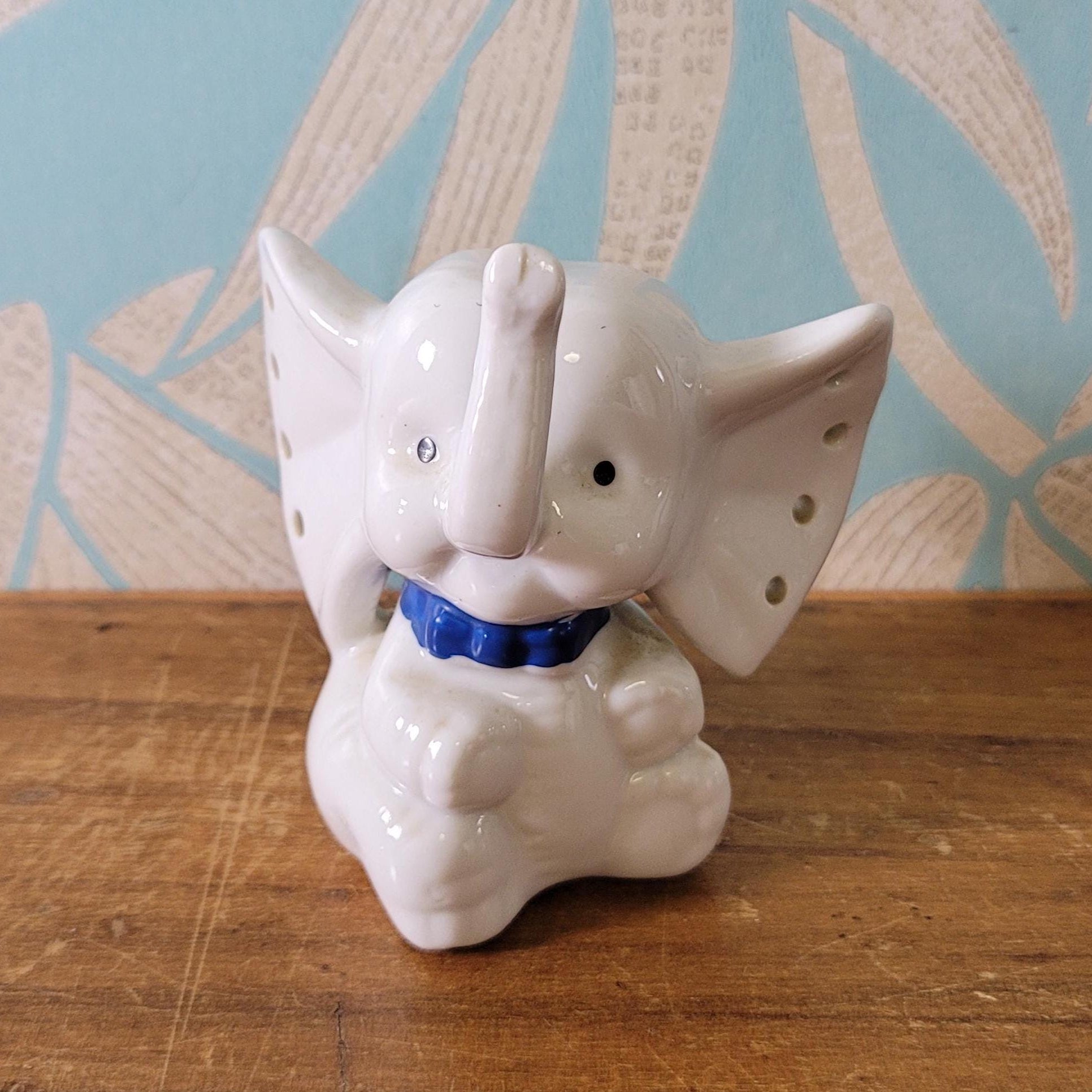 1970s WOOLBRO ceramic elephant earring holder, dark blue collar