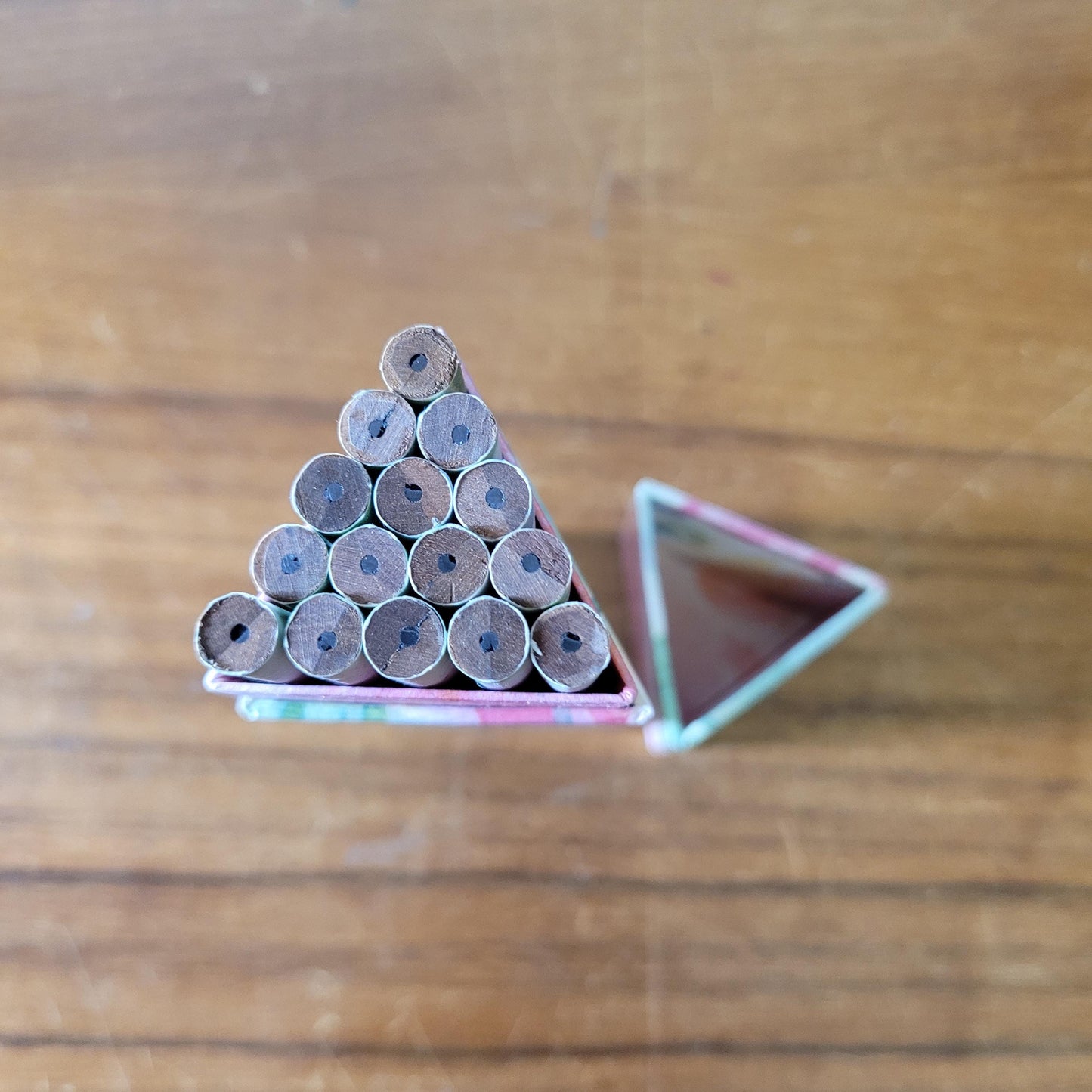 1980s Two's Company triangular floral print box containing 18 unused graphite pencils