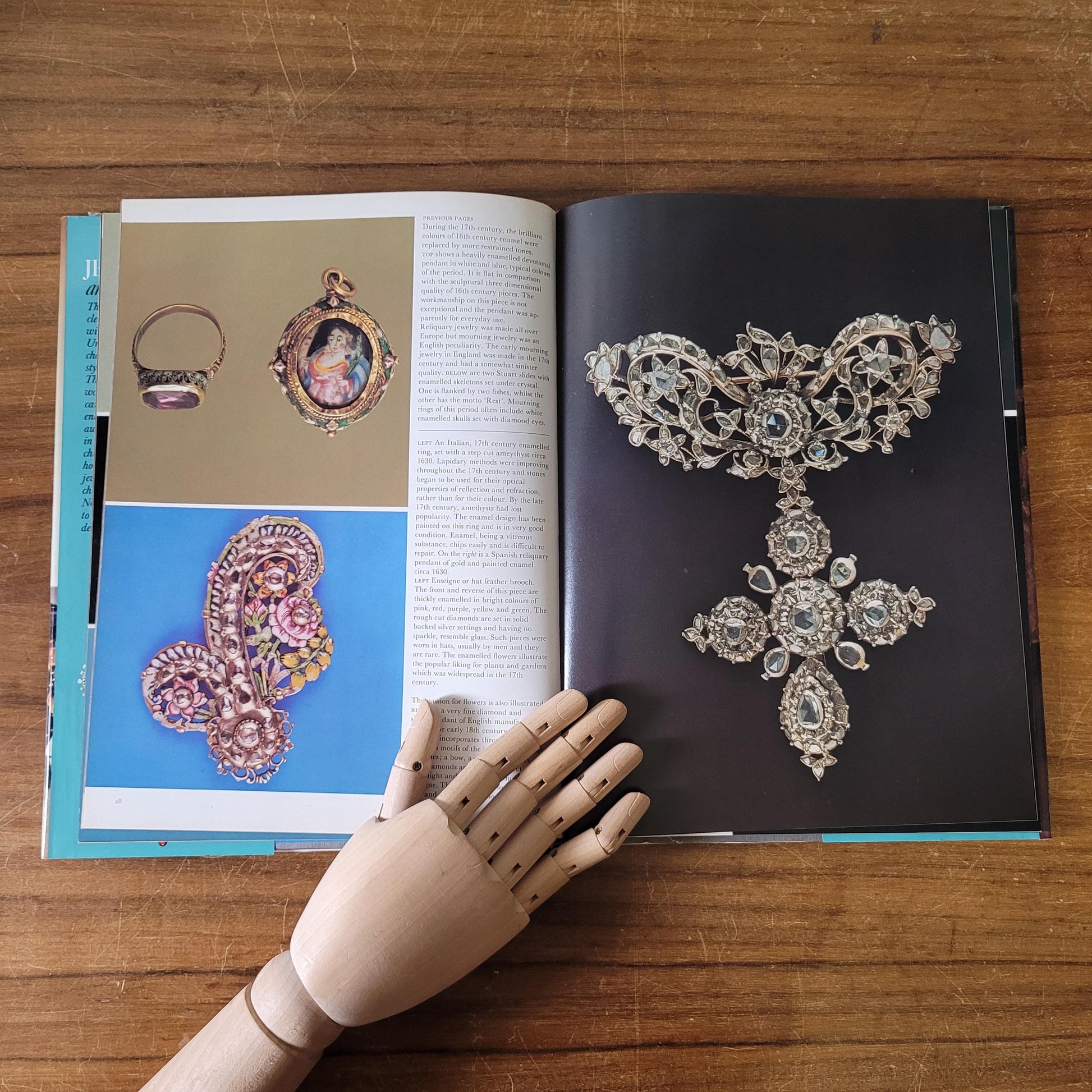 The Pleasure of Jewelry and Gemstones, by Joseph Sataloft & Alison Richards (Hardback, 1975)