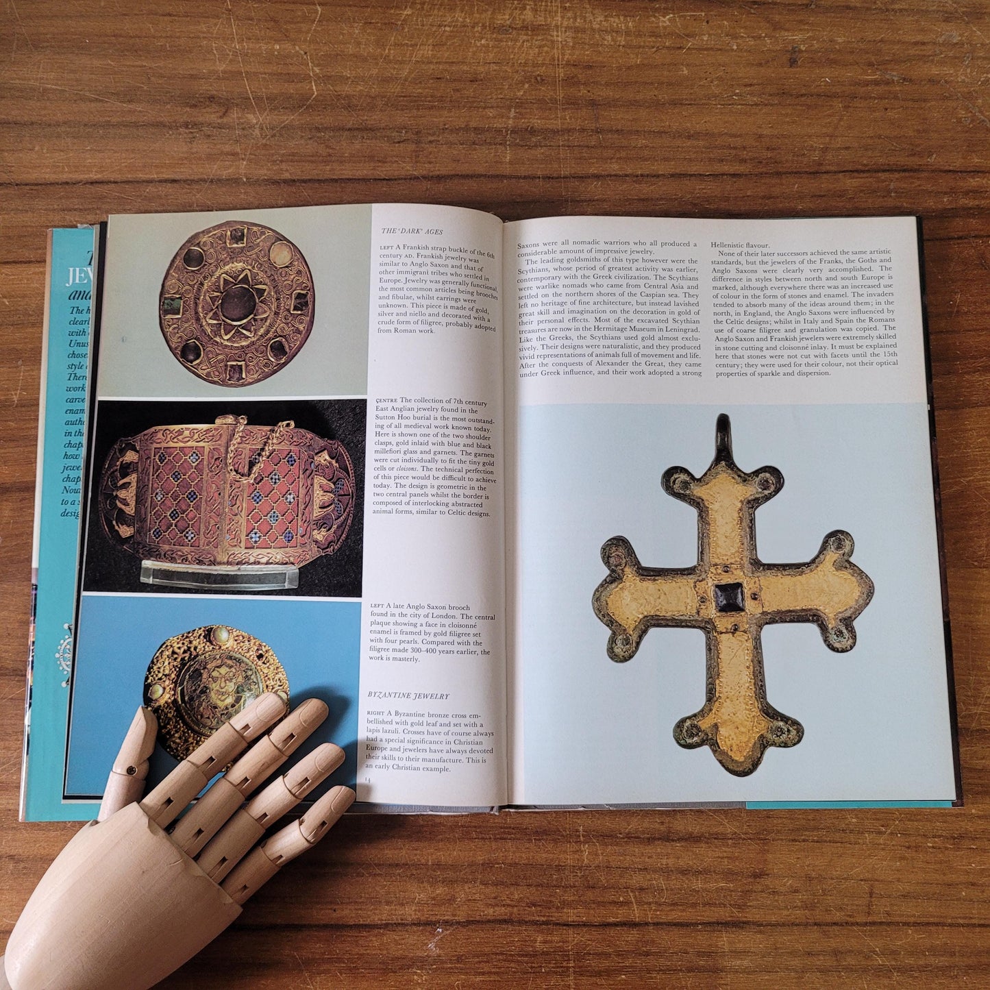 The Pleasure of Jewelry and Gemstones, by Joseph Sataloft & Alison Richards (Hardback, 1975)