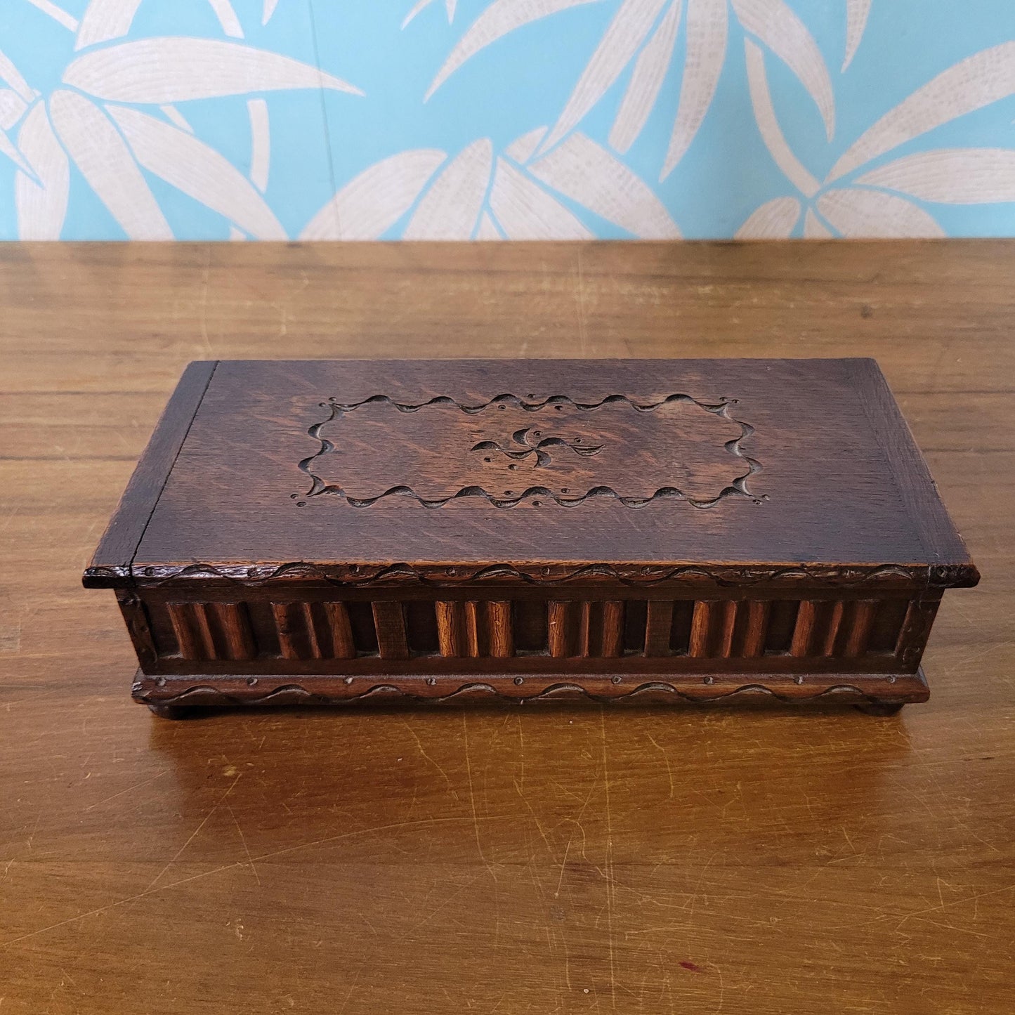 Vintage Tallent of Old Bond Street (?) musical wooden cigarette box