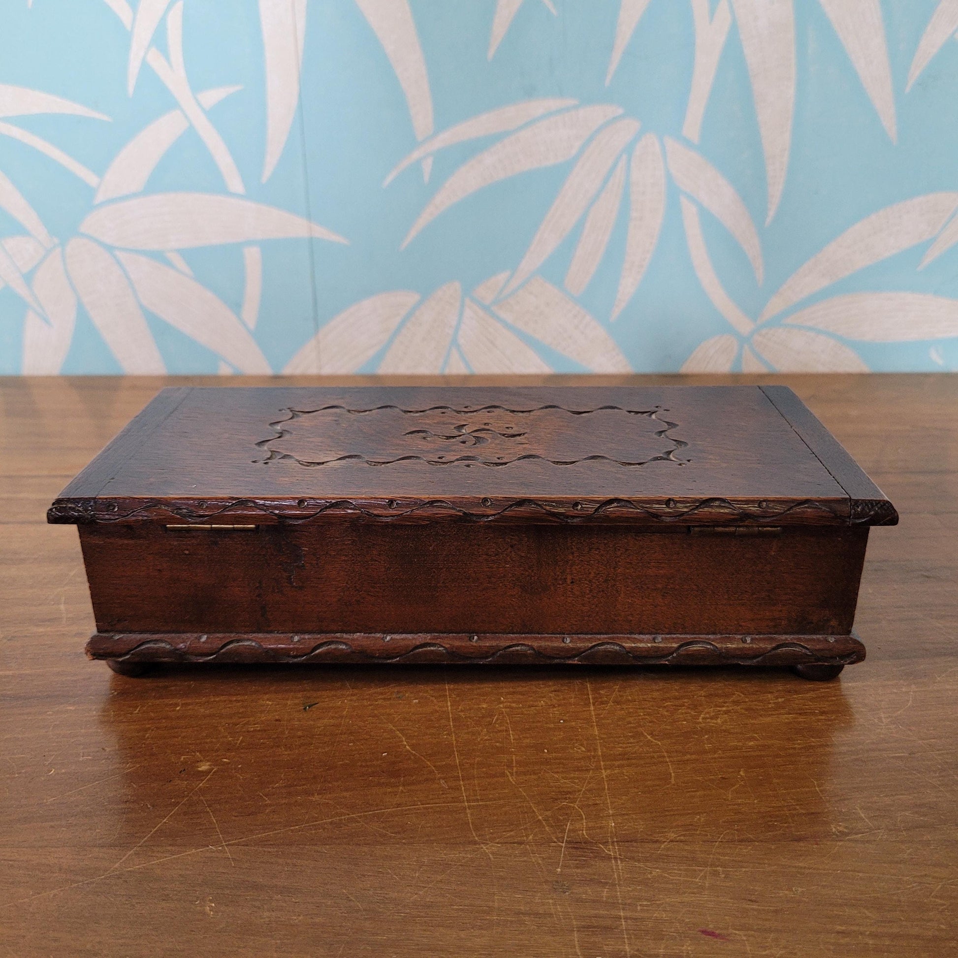 Vintage Tallent of Old Bond Street (?) musical wooden cigarette box