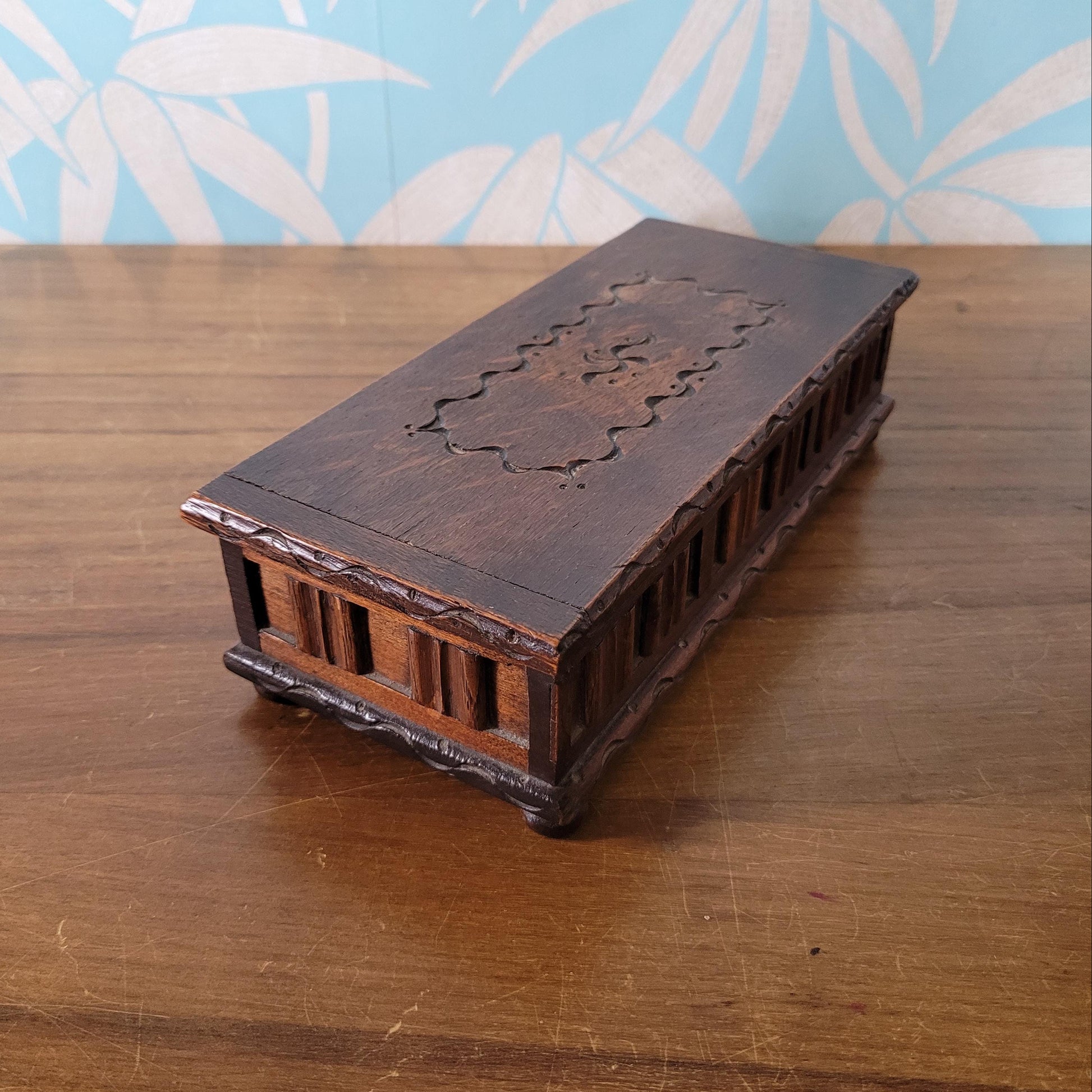 Vintage Tallent of Old Bond Street (?) musical wooden cigarette box