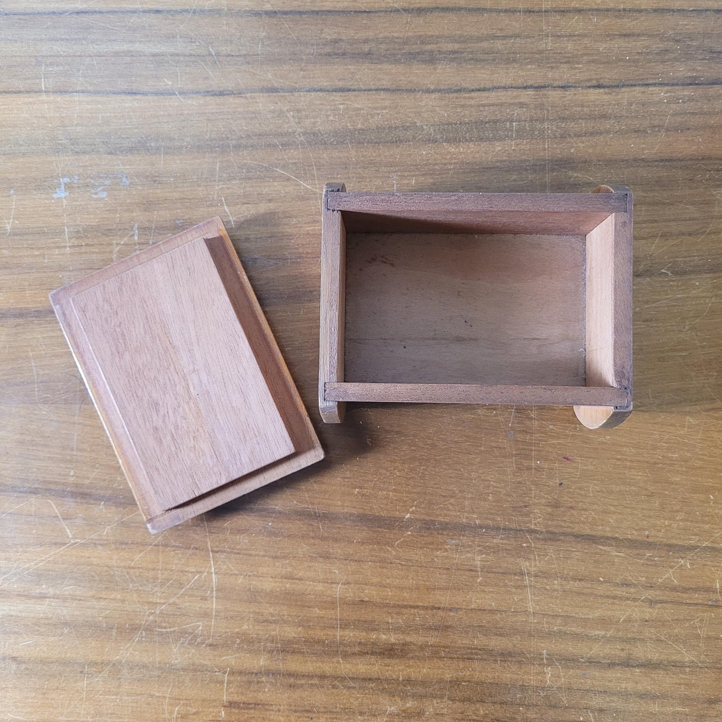 Art Deco wooden cigar/cigarette box