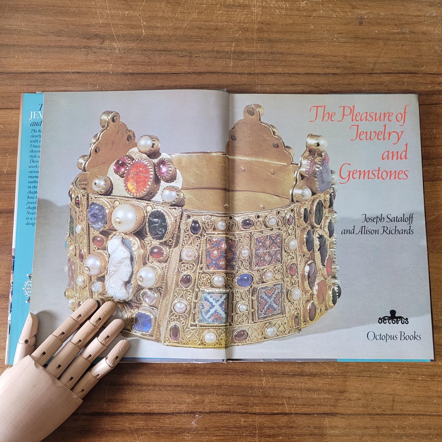 The Pleasure of Jewelry and Gemstones, by Joseph Sataloft & Alison Richards (Hardback, 1975)