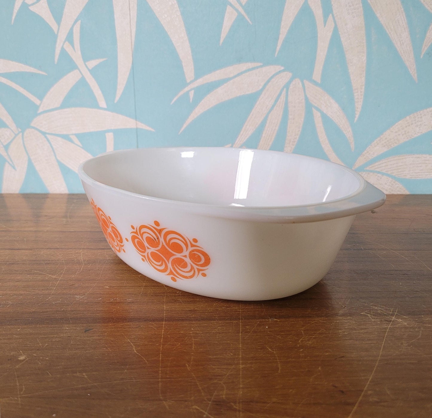 1970s geometric orange pattern Agee Pyrex casserole dish