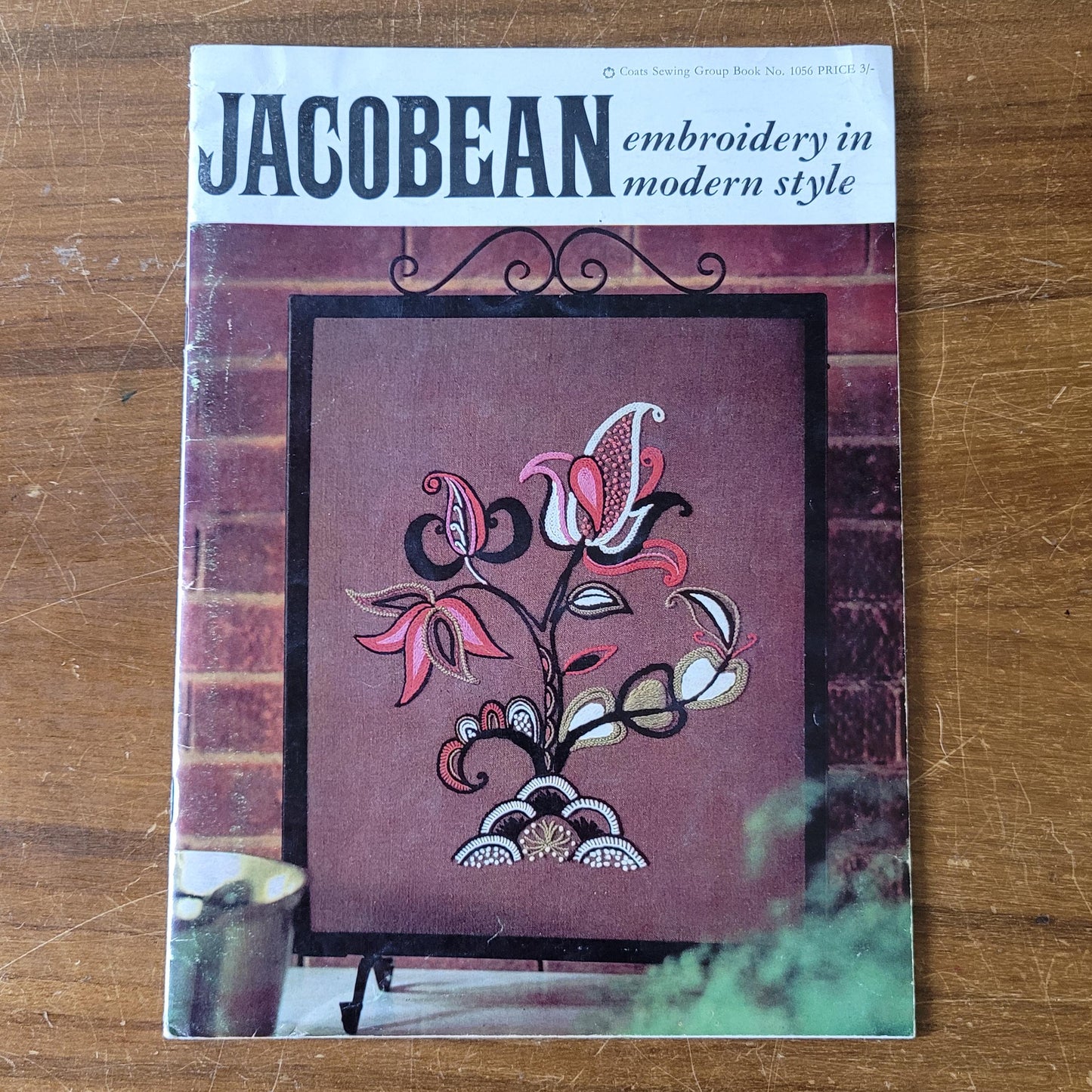 1967 Coats No.1056 Jacobean embroidery in modern style pattern booklet