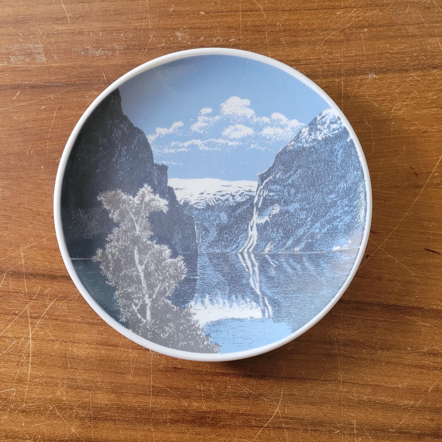 Two collectable 1960s Porsgrund Norway porcelain winter scene wall plates