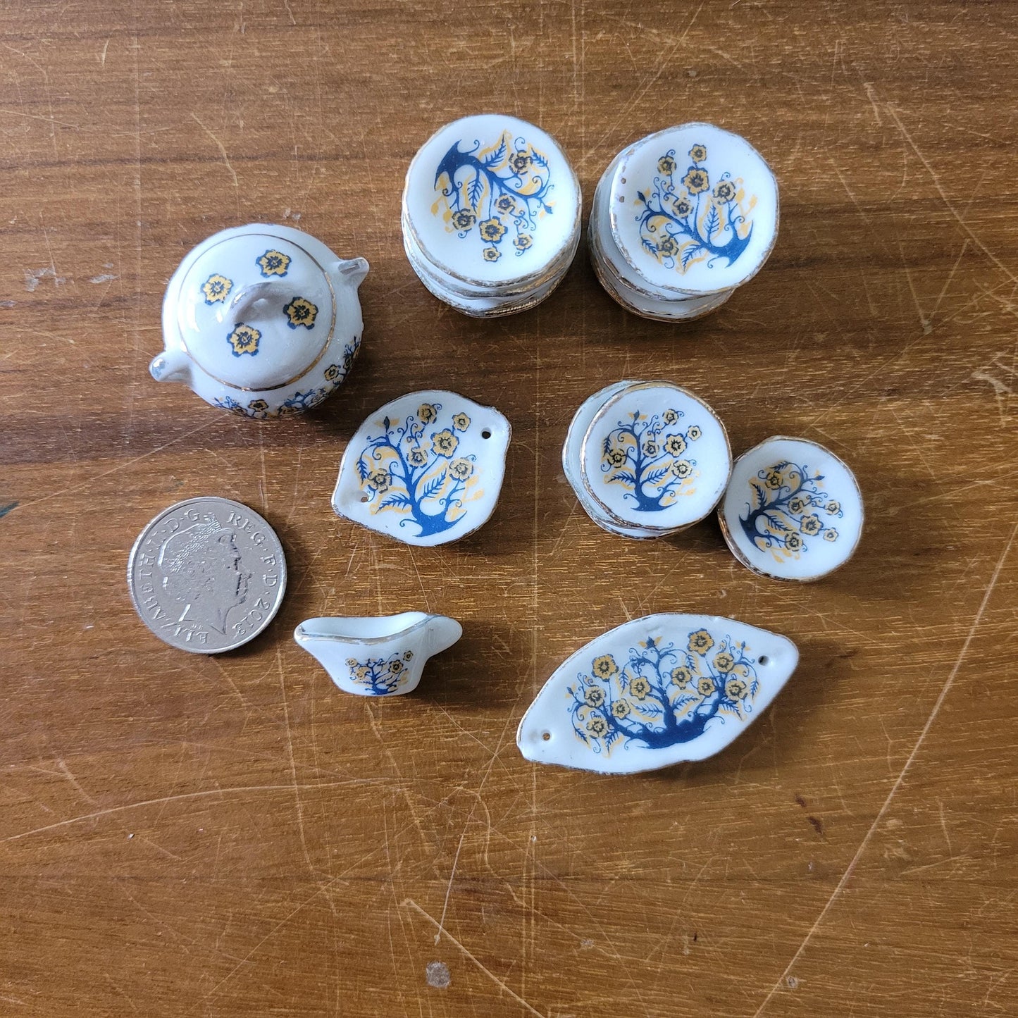 Selection of vintage doll's house miniature crockery