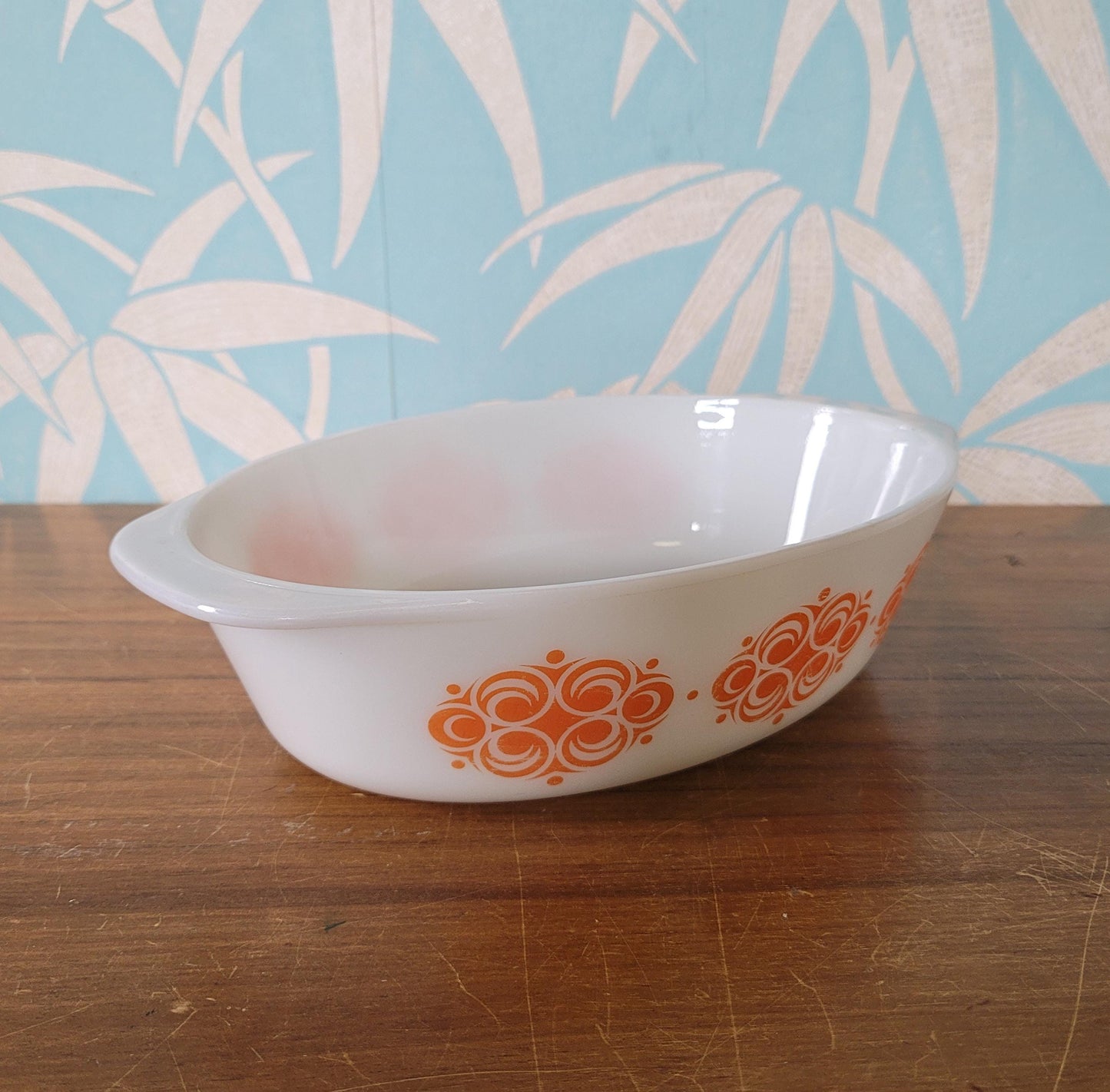 1970s geometric orange pattern Agee Pyrex casserole dish
