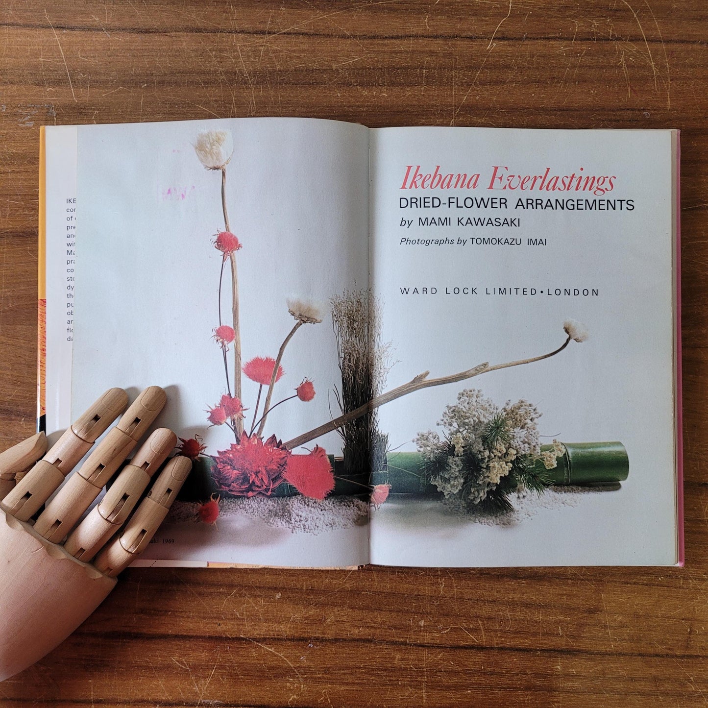 Ikebana Ever Lastings; dried-flower arrangements, by Mami Kawasaki (Hardback, 1969)