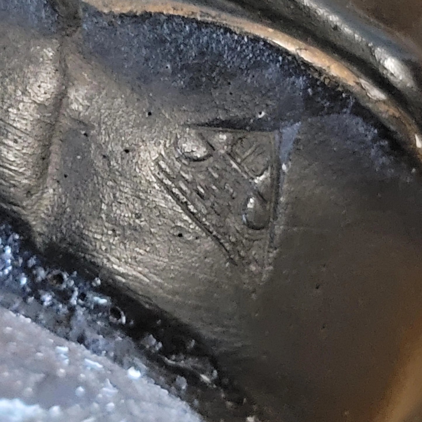 Rare Art Deco black ceramic 'Bonzo-esque' puppy ashtray/trinket dish, gold-tipped tail