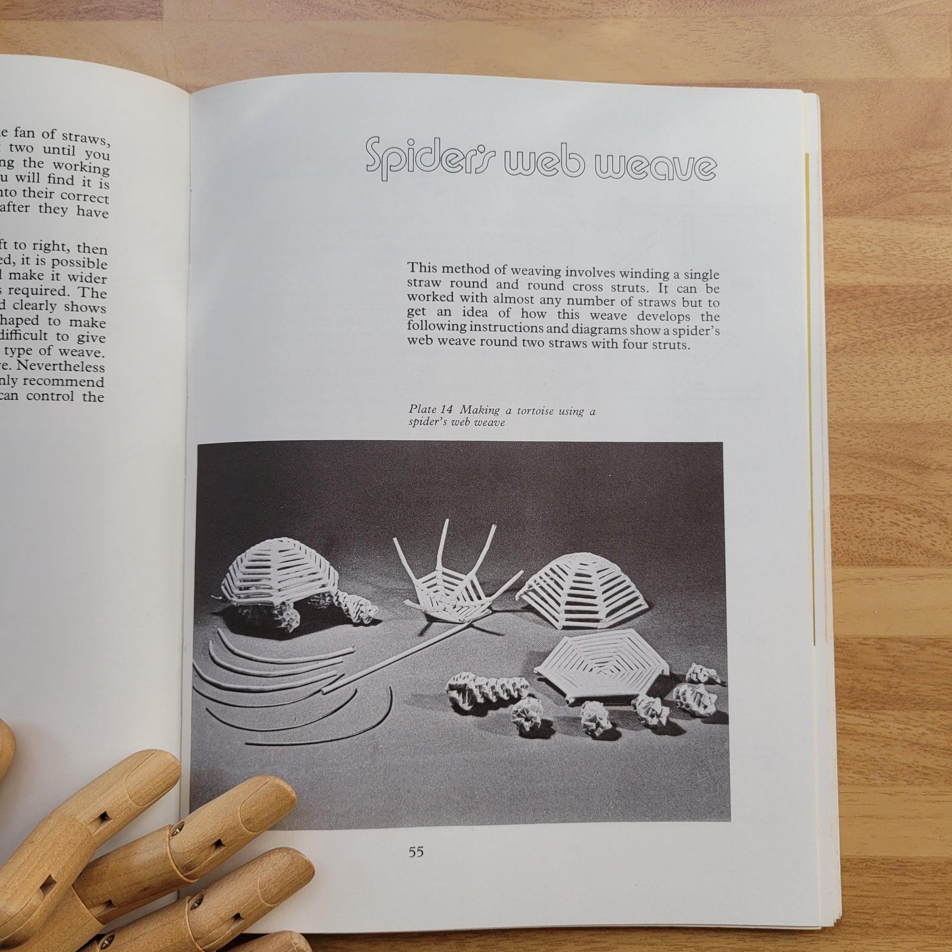 Paper Straw Craft, by Anne Stone (Softback, 1973)