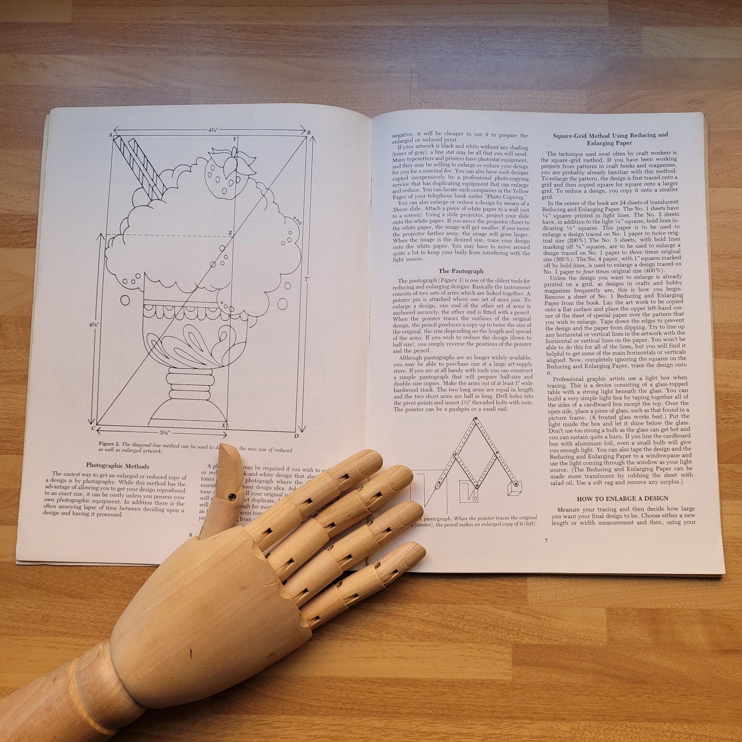 The Artist's & Craftsman's Guide to Reducing, Enlarging and Transferring Designs, by Rita Weiss (Softback, 1983)