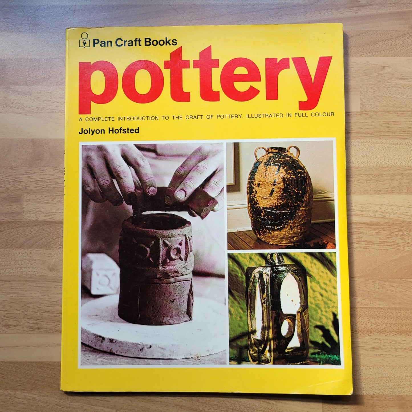 Pan Craft Books: Pottery, by Jolyon Hofsted (Softback, 1972)
