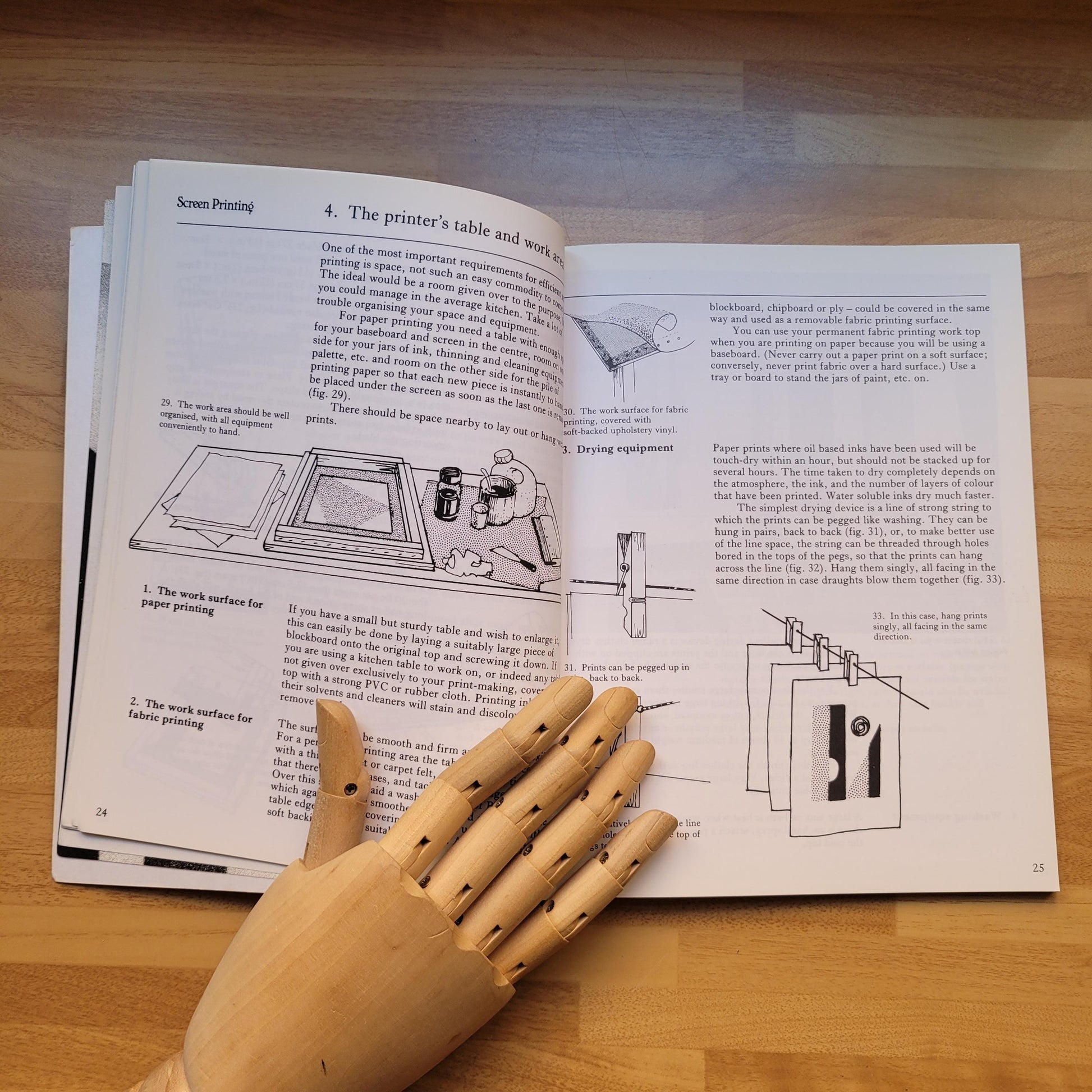 Screenprinting - The Beginner's Guide, by Sarah Hollebone (Softback, 1987)