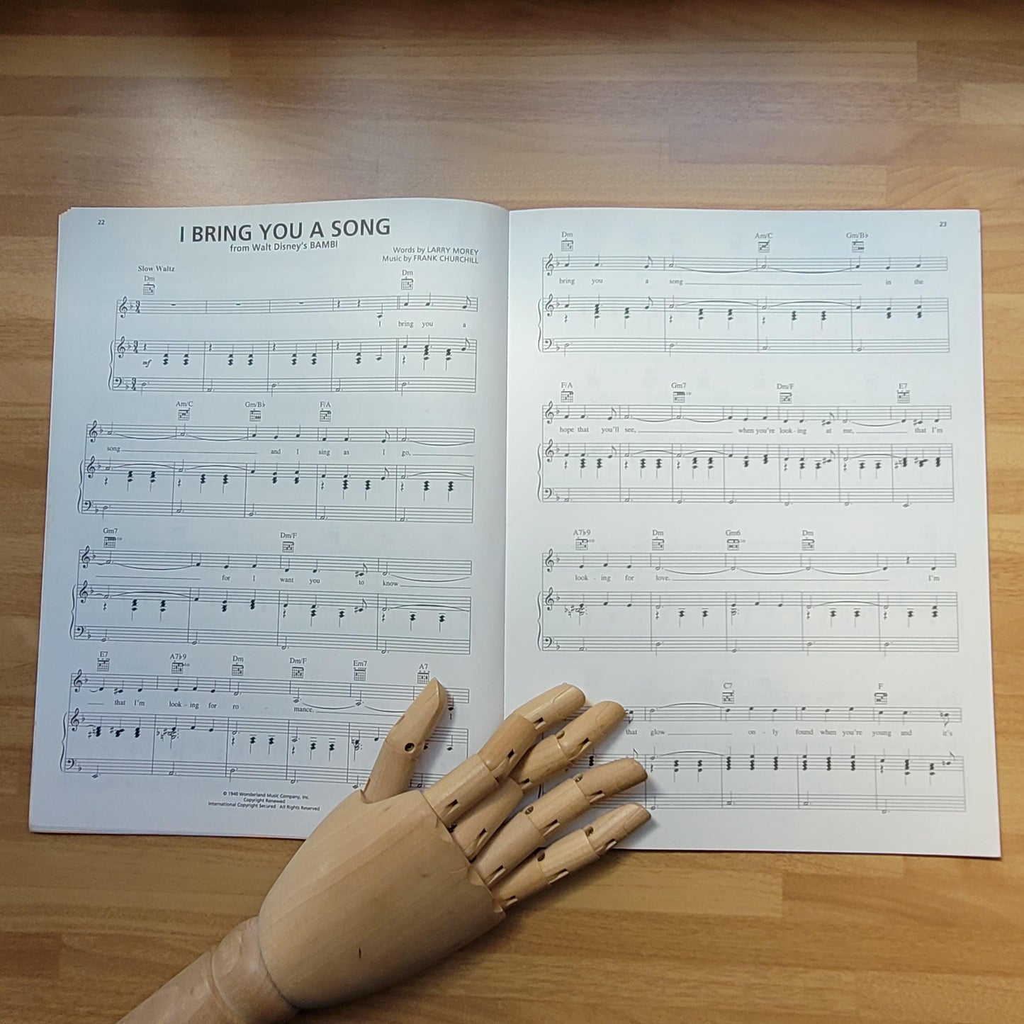 Disney Love Songs - Piano, Vocal, Guitar by Hal Leonard (Softback, 1997)